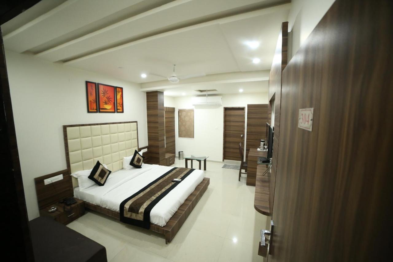 Hotel City Inn 拉杰果德 外观 照片